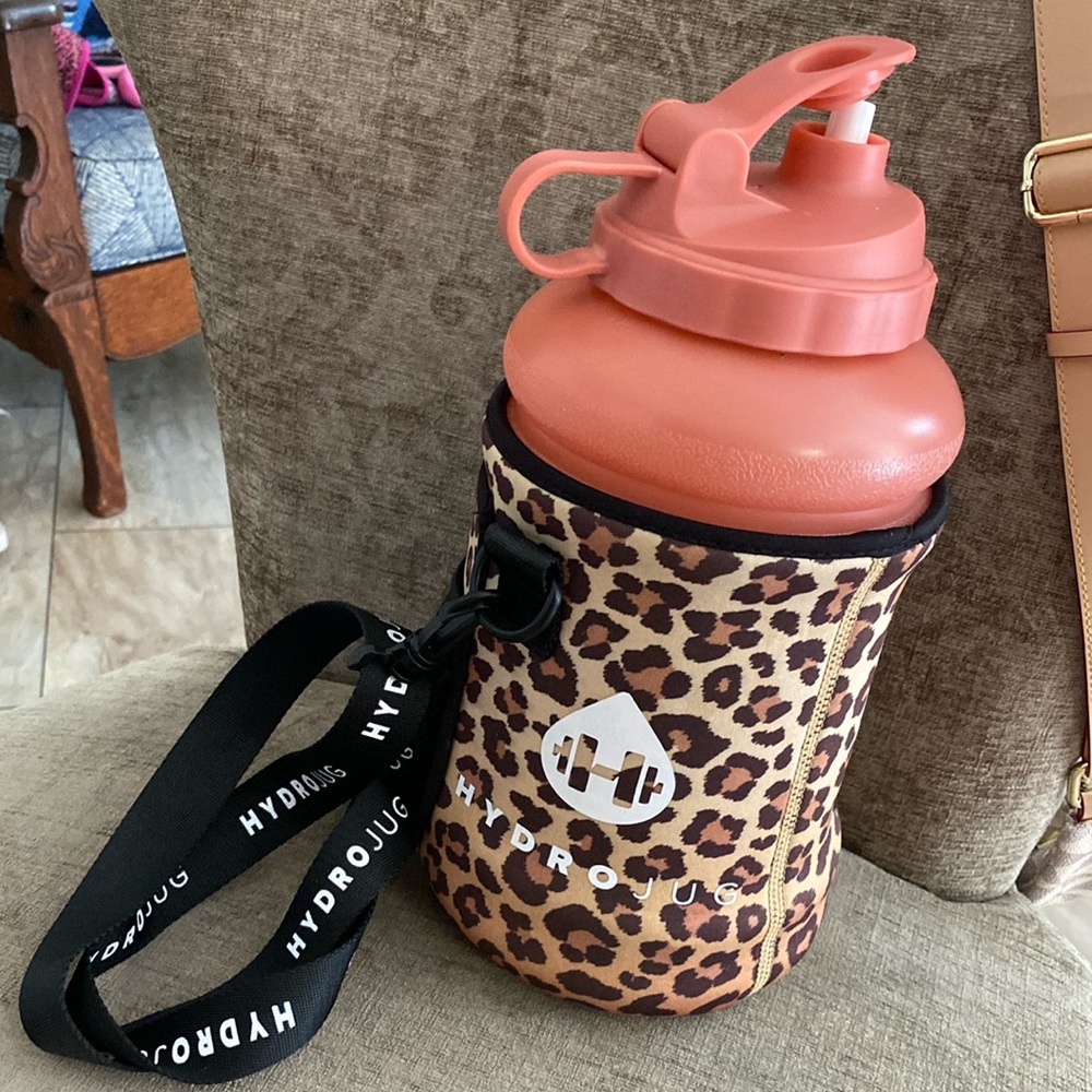 Hydro jug half gallon